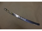 Solaris седан (2014-) Накладка на крышку  багажника с надписью Solaris Солярис 2010